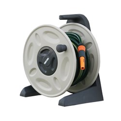 Holman Wall Mounted Hose Reel with Spray Nozzle 12mm x15m